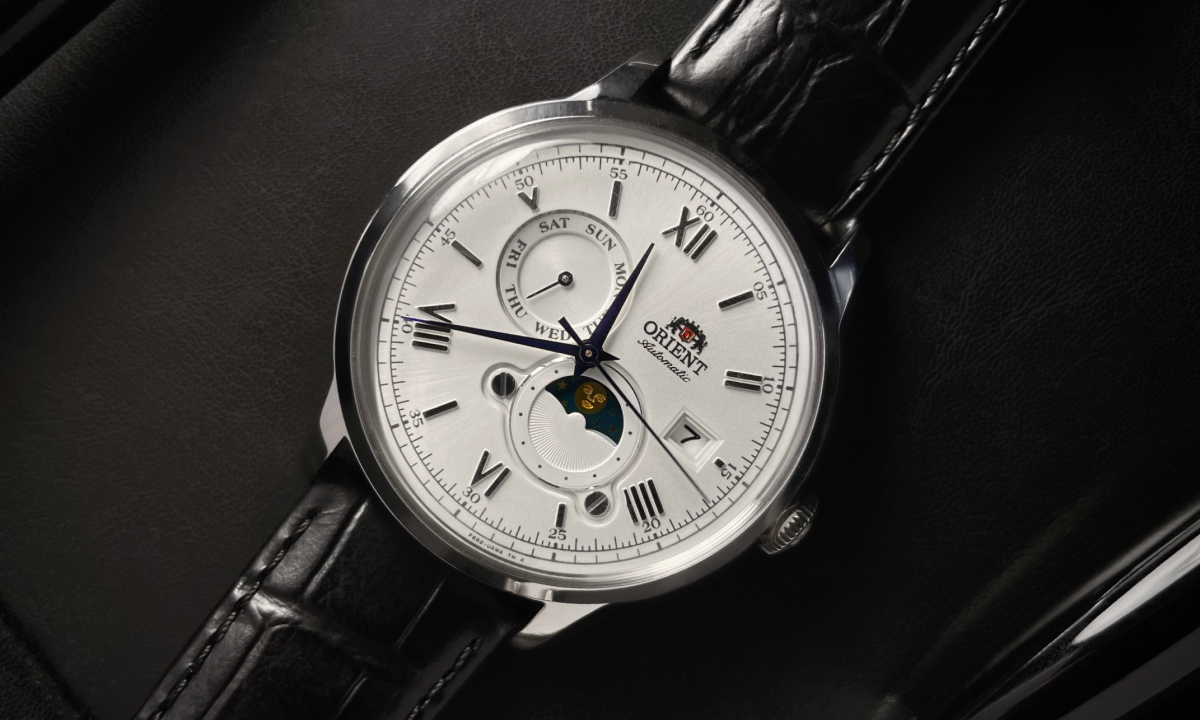Orient Bambino Sun&Moon – Avagy nap-éj kijelzés japán módra