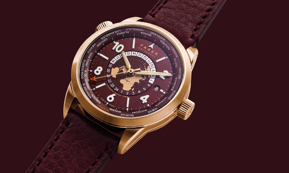 Aranyba öltöztetett világjáró – Farer World Timer 2026