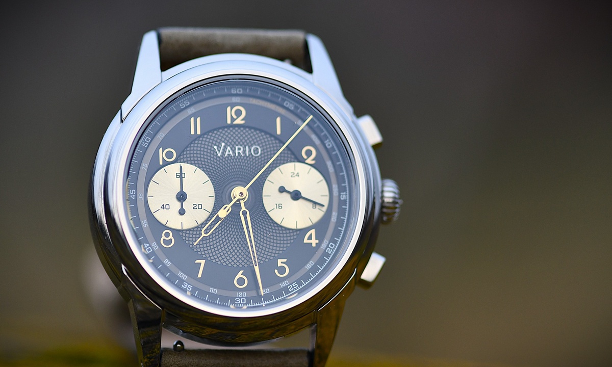 Vario Empire Chronograph- Art déco stílusú kronográf Szingapúrból